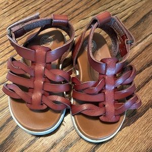 Baby brown leather sandals